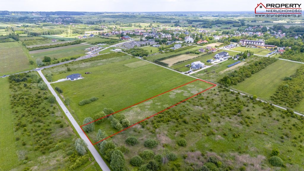 Działka inwestycyjna 8200m2 – Solec-Zdrój