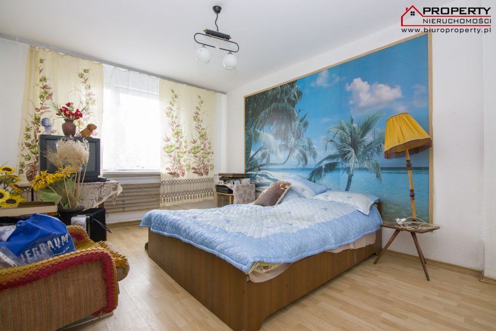 Dom 120m2 na działce 1,06ha, Podzamcze gmina Nowy Korczyn