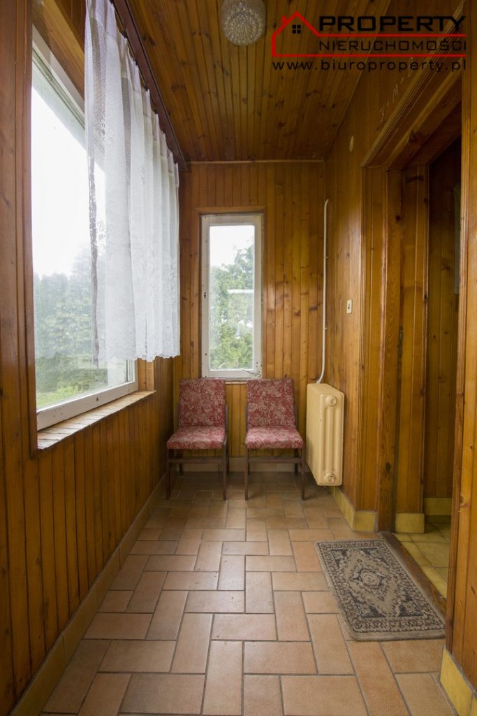 Dom 120m2 na działce 1,06ha, Podzamcze gmina Nowy Korczyn