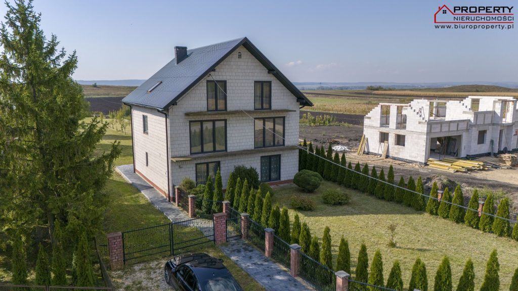 Dom 180m2 na działce 5063m2, Winiary – 10km od Buska-Zdroju