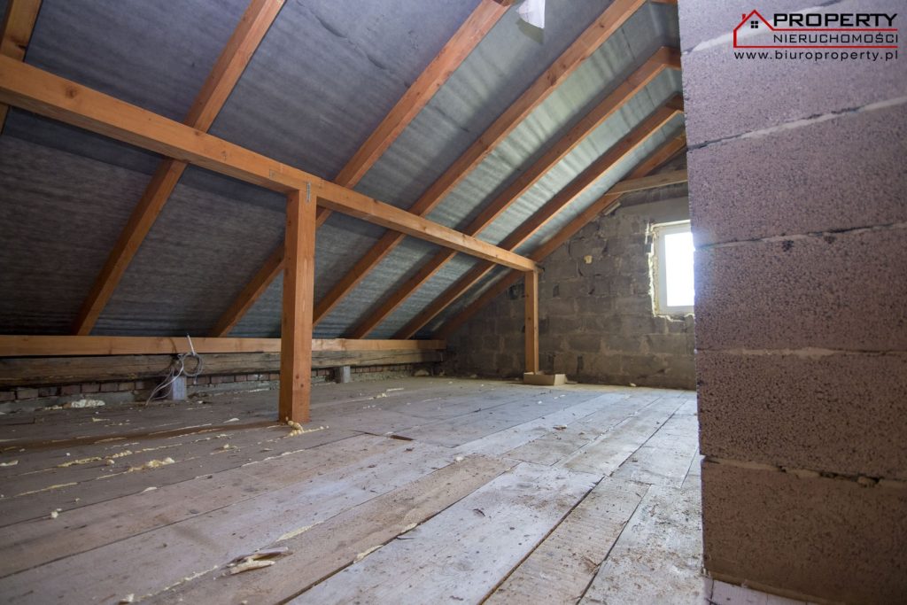 Dom 96m2 na działce 2470m2, Pawłów gm. Nowy Korczyn