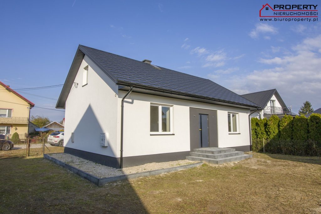 Dom 96m2 na działce 2470m2, Pawłów gm. Nowy Korczyn