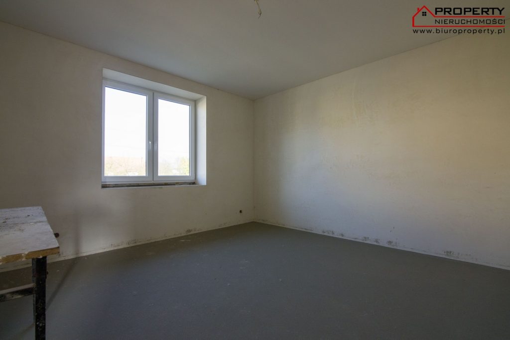 Dom 96m2 na działce 2470m2, Pawłów gm. Nowy Korczyn