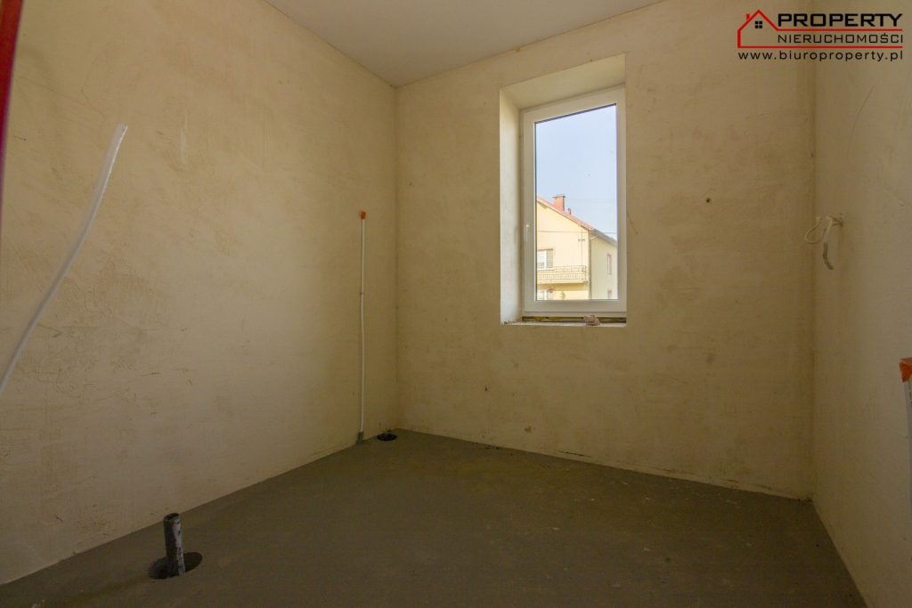 Dom 96m2 na działce 2470m2, Pawłów gm. Nowy Korczyn