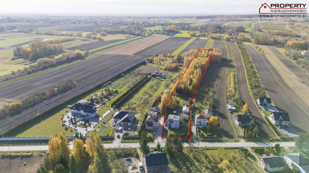 Dom 190m2 na działce 8400m2, Białoborze – 19km od Buska-Zdroju
