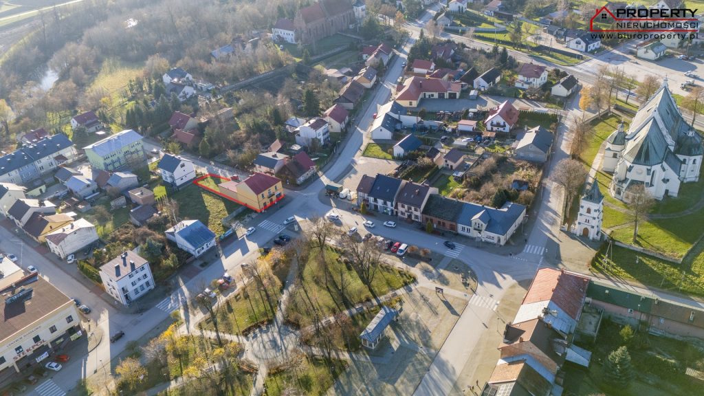 Budynek usługowo-mieszkalny 200m2 – Nowy-Korczyn – centrum