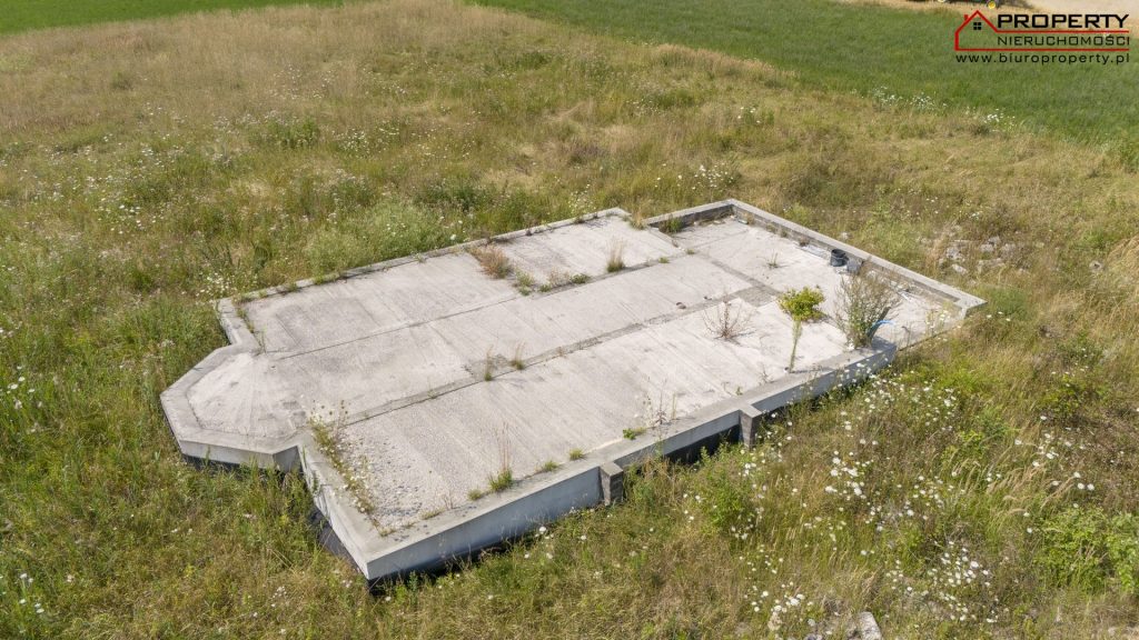 Działka z rozpoczętą budową domu, Skotniki Górne, 9km od Buska-Zdroju