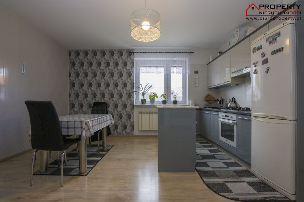 Dom 160m2 na działce 2500m2, Biskupice, gmina Złota