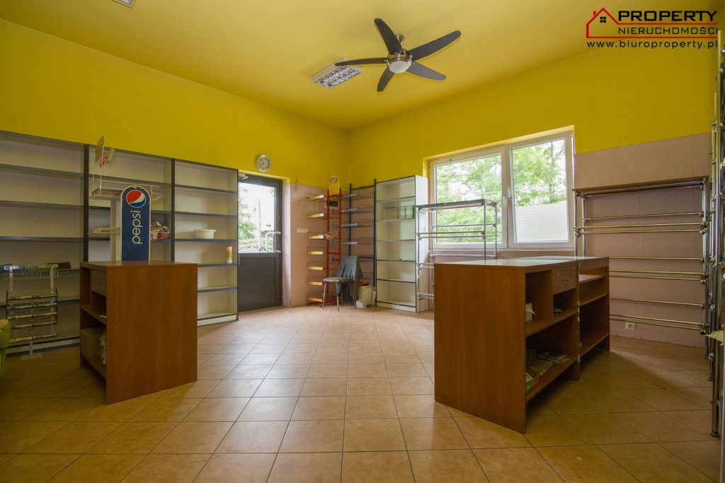 Dawna piekarnia 505 m² z lokalem handlowym i dużą działką – Raczyce