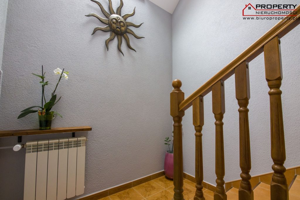 Dom 150m2 na działce 2600m2, Białoborze – 19km od Buska-Zdroju