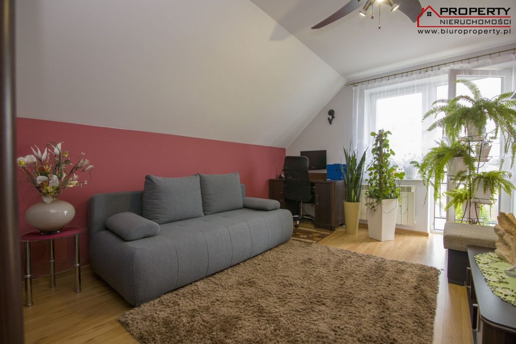 Dom 150m2 na działce 2600m2, Białoborze – 19km od Buska-Zdroju
