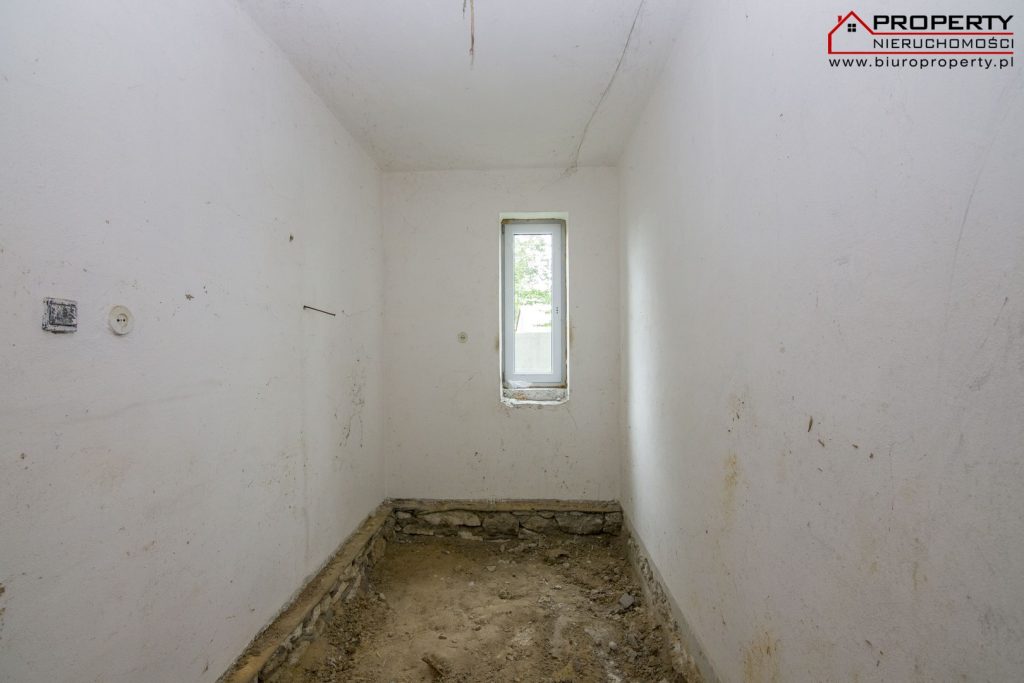 Dom 160m2 na działce 4940m2, Zagrody, 19km od Buska-Zdroju